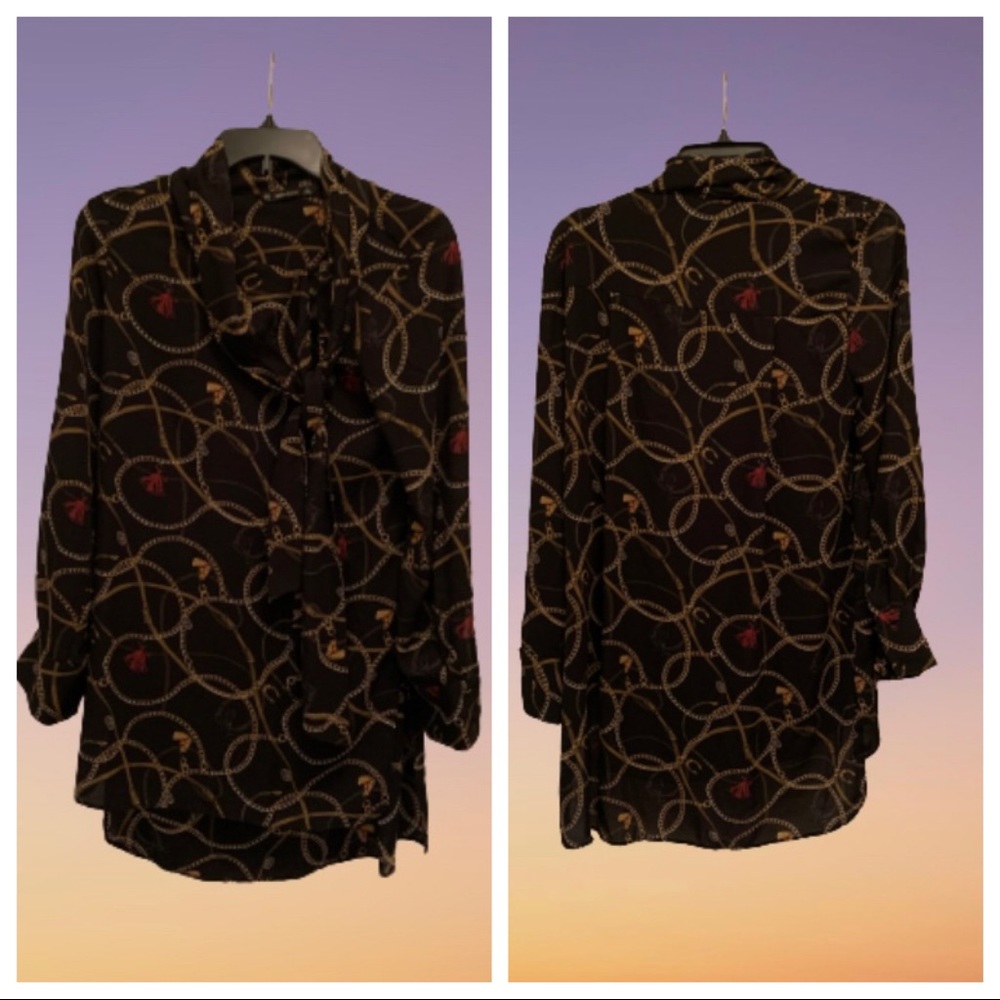Zara Basic Women’s  Blouse size XS
B342